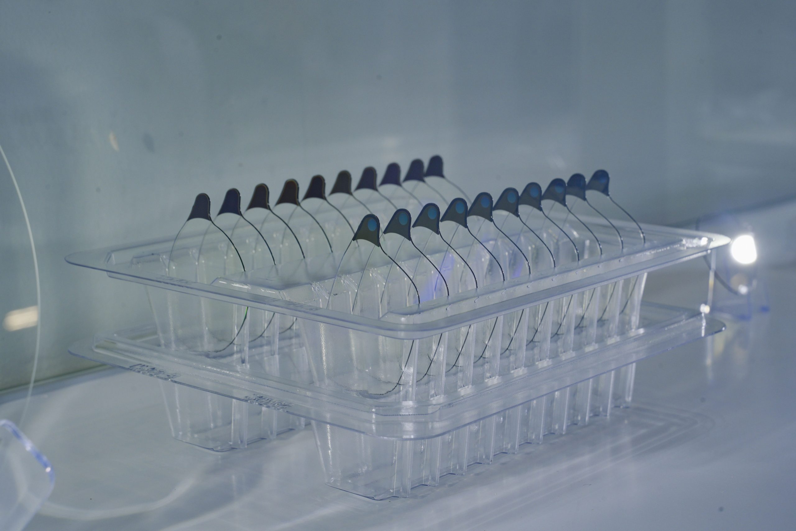 当AI眼镜走向规模化，广纳四维是如何重构光学赛道