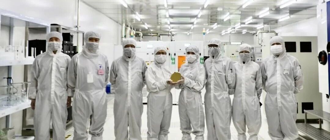 赛富乐斯拉通OEM模式 大尺寸硅基Micro-LED单色微显示屏实现量产